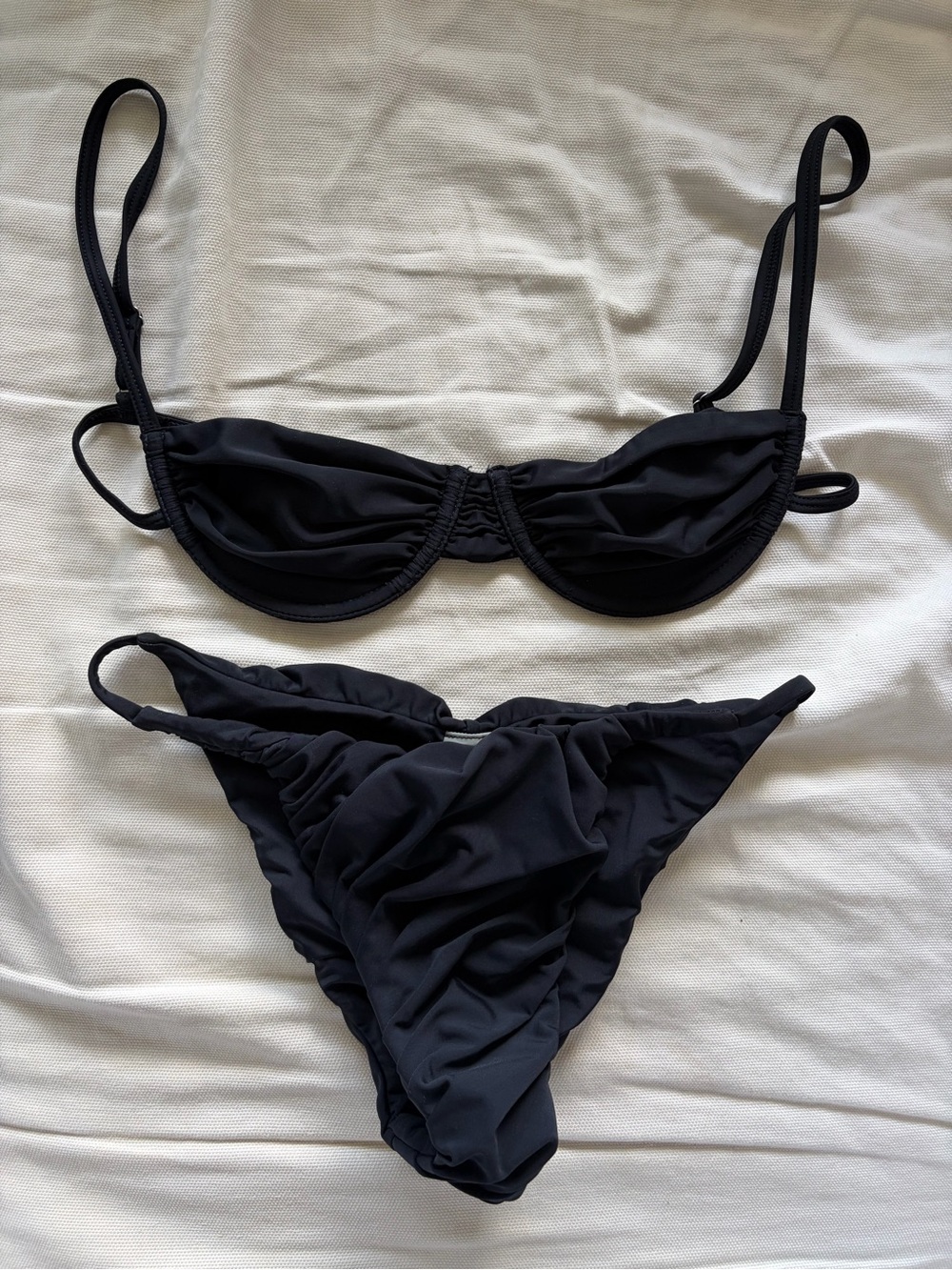 Isa Boulder Idris & Waves Bikini Set - Black